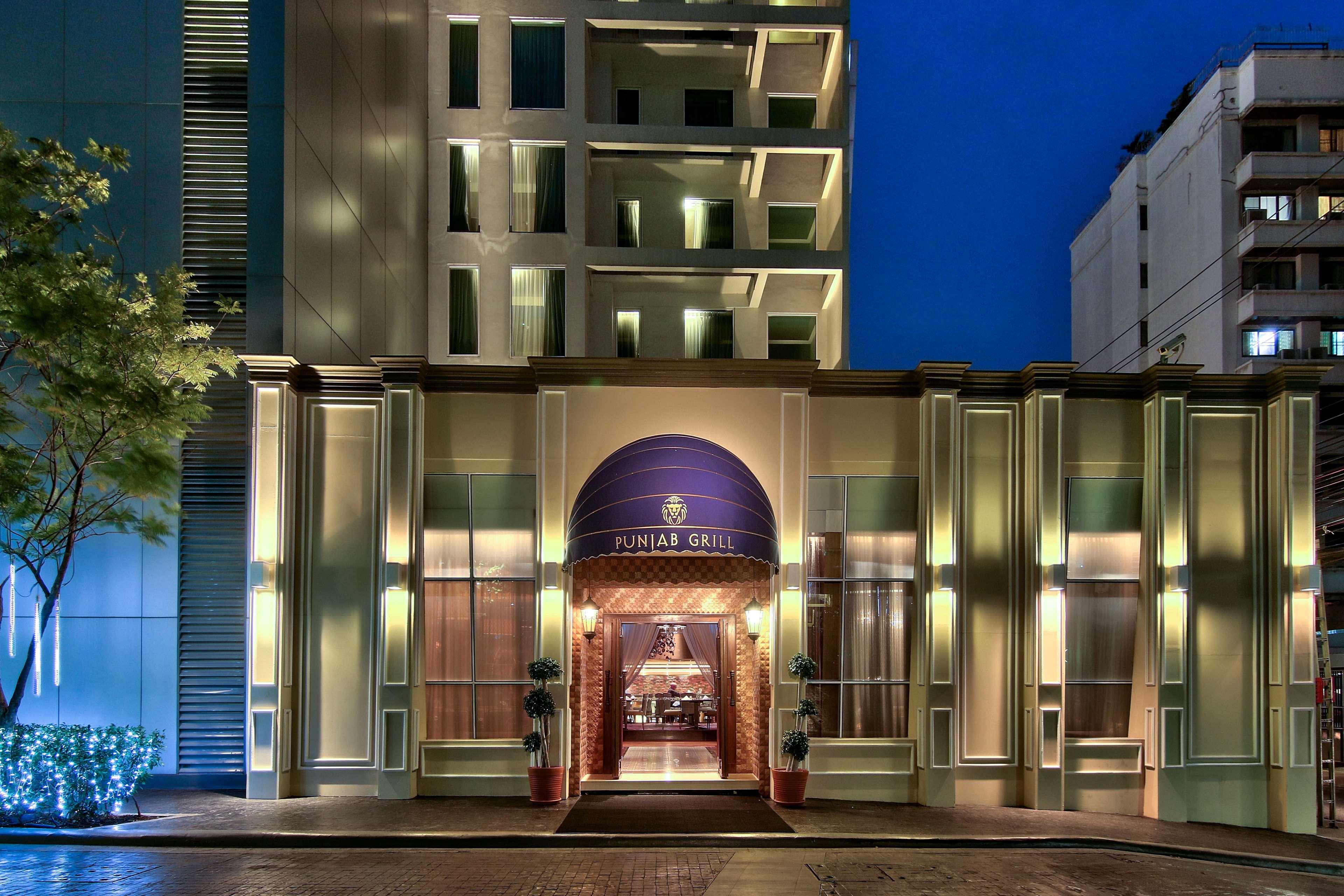 فندق أجنحة راديسون بانكوك سوخومفيت المظهر الخارجي الصورة