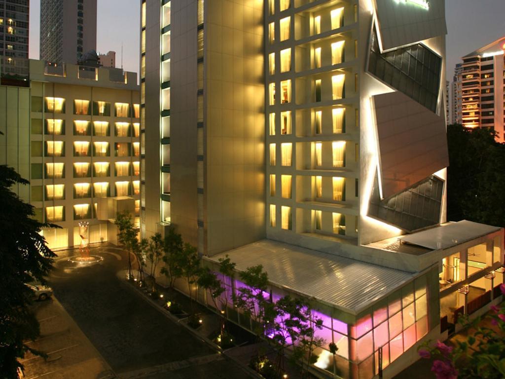 فندق أجنحة راديسون بانكوك سوخومفيت المظهر الخارجي الصورة